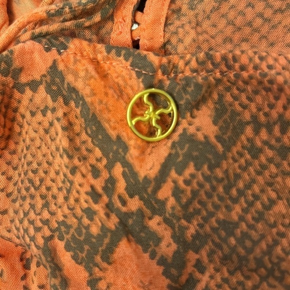 XIA Sleeveless Blouse | SIZE S - Picture 5 of 6